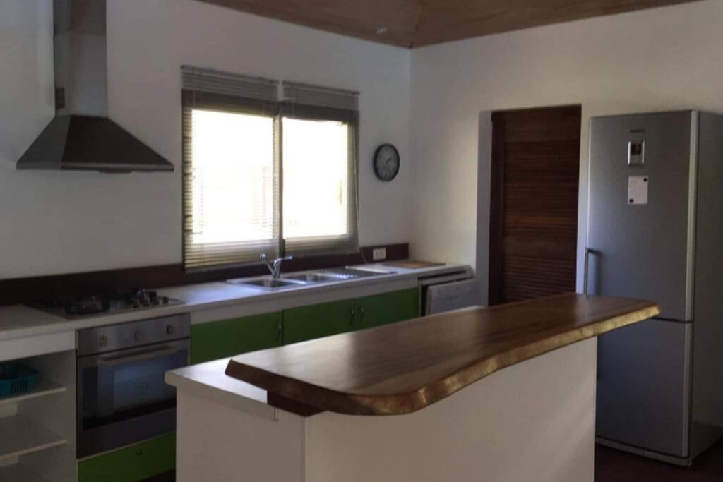 Moorea Temae Villa Walking Dist Beach And Golf 外观 照片